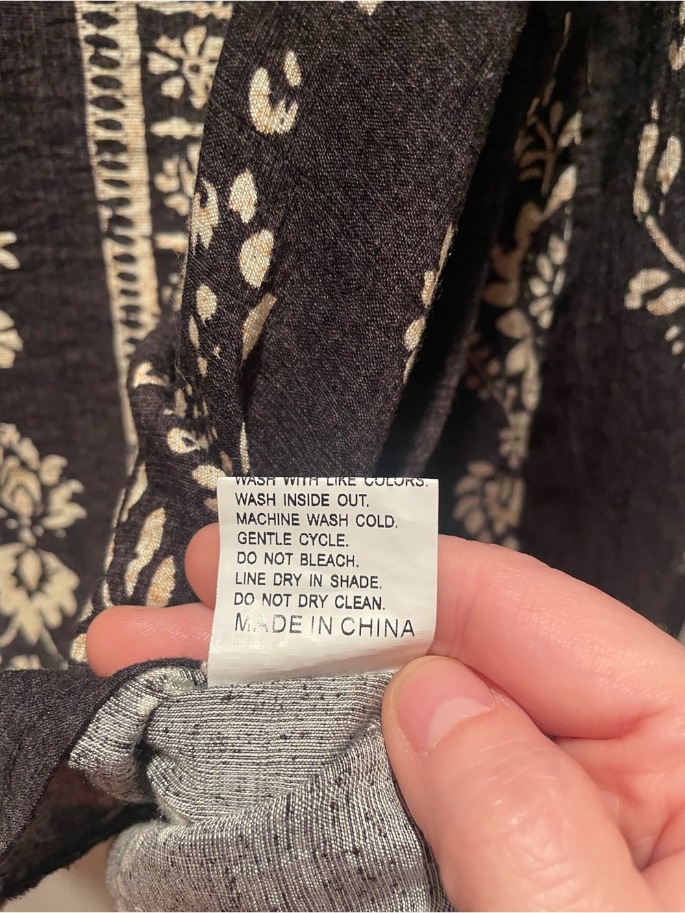 Black & Cream Floral-Print Long Sleeve Boho Blouse - Picture 6 of 6
